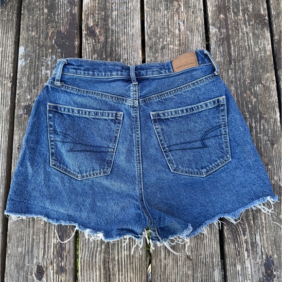 American Eagle Outfitters Blue Frayed-Hem Jean Shorts - Picture 2 of 3
